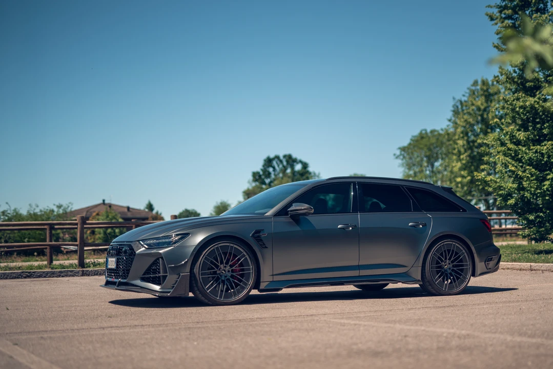 2020 Audi C8 RS6 - Image 13 of 31