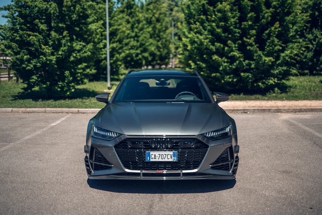 2020 Audi C8 RS6 - Image 2 of 31