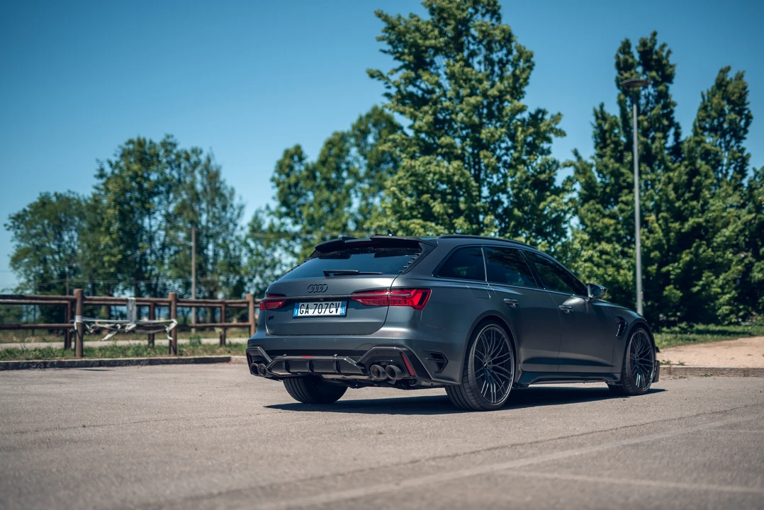2020 Audi C8 RS6 - Image 5 of 31