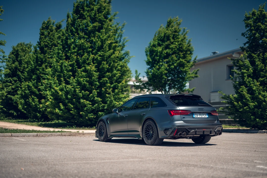 2020 Audi C8 RS6 - Image 17 of 31