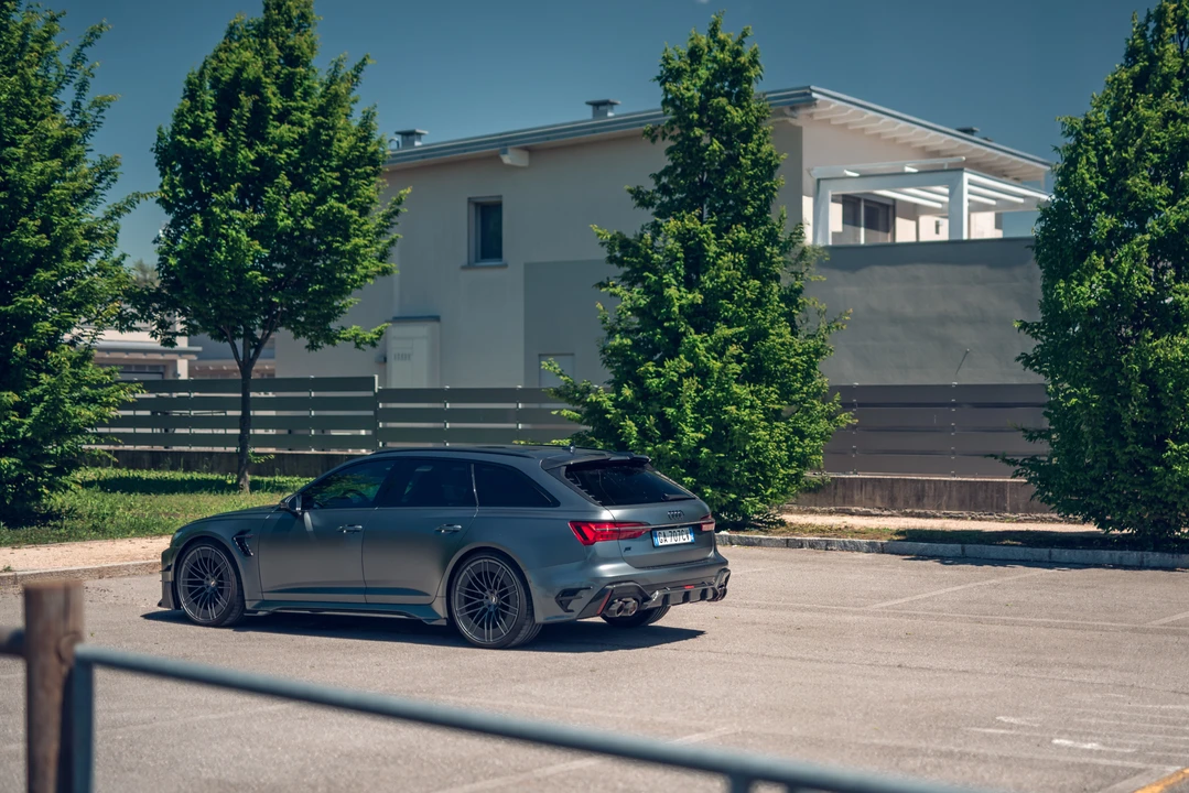 2020 Audi C8 RS6 - Image 19 of 31