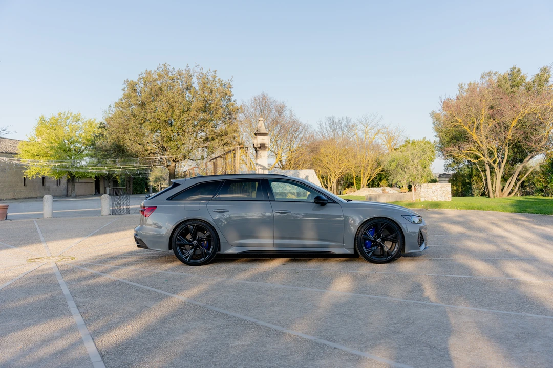 2020 Audi C8 RS6 - Image 25 of 31
