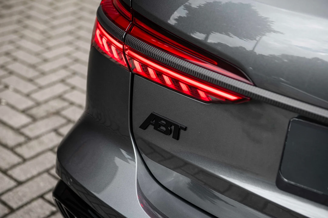 2020 Audi C8 RS6 - Image 27 of 31