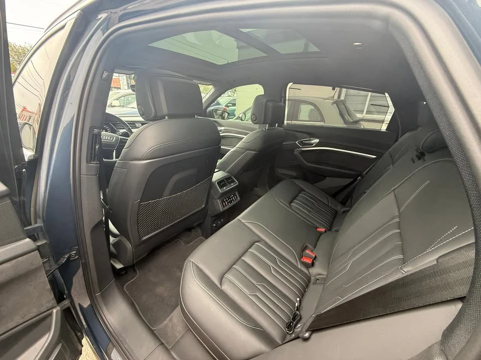 2020 Audi e-tron - Image 10 of 20