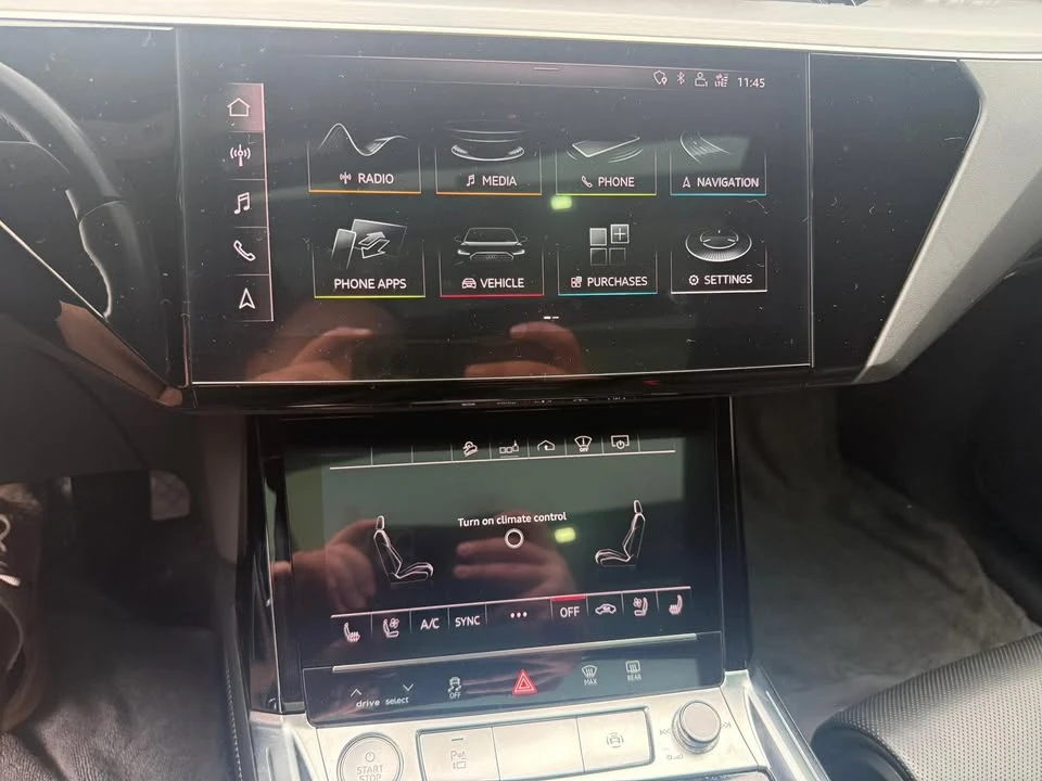 2020 Audi e-tron - Image 19 of 20
