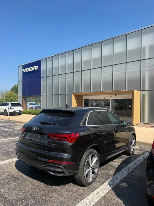 2020 Audi F3 Q3 - Image 4 of 19