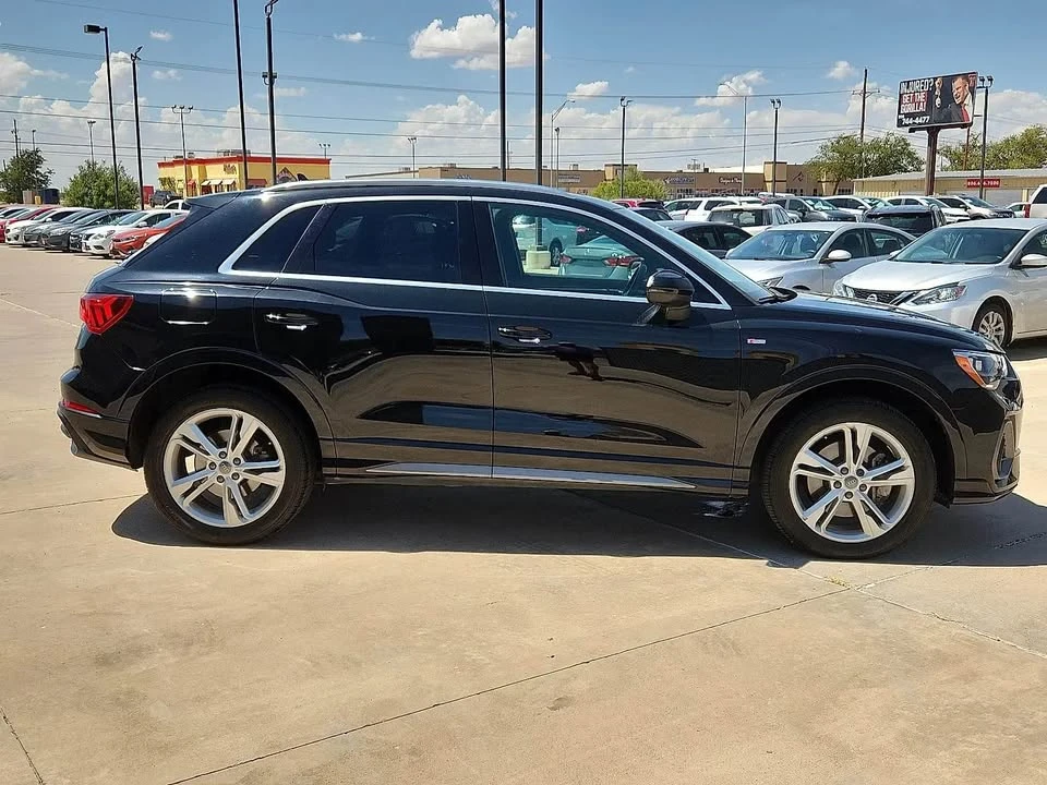 2020 Audi F3 Q3 - Image 2 of 20