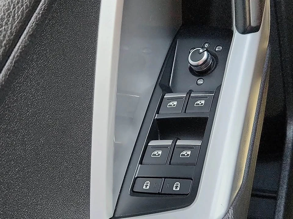2020 Audi F3 Q3 - Image 17 of 20