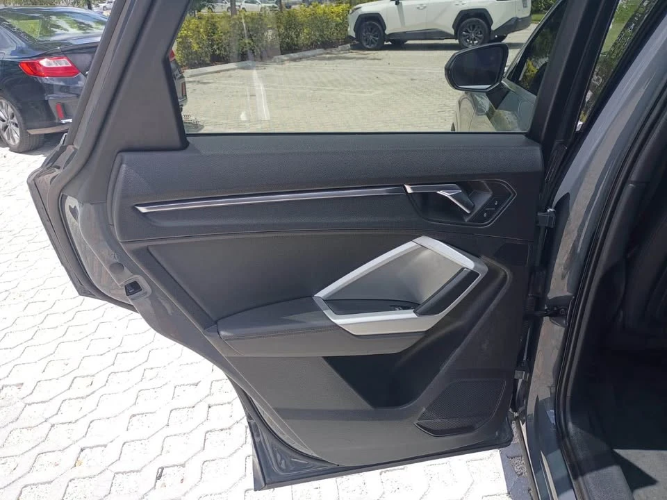 2020 Audi F3 Q3 - Image 9 of 18