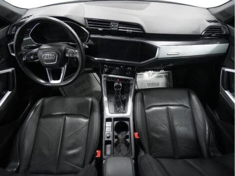 2020 Audi F3 Q3 - Image 15 of 20