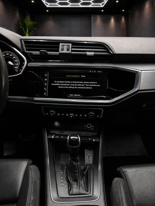 2020 Audi F3 Q3 - Image 7 of 8