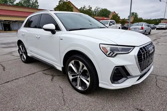 2020 Audi Q3 S line 2.0T Premium Plus Quattro