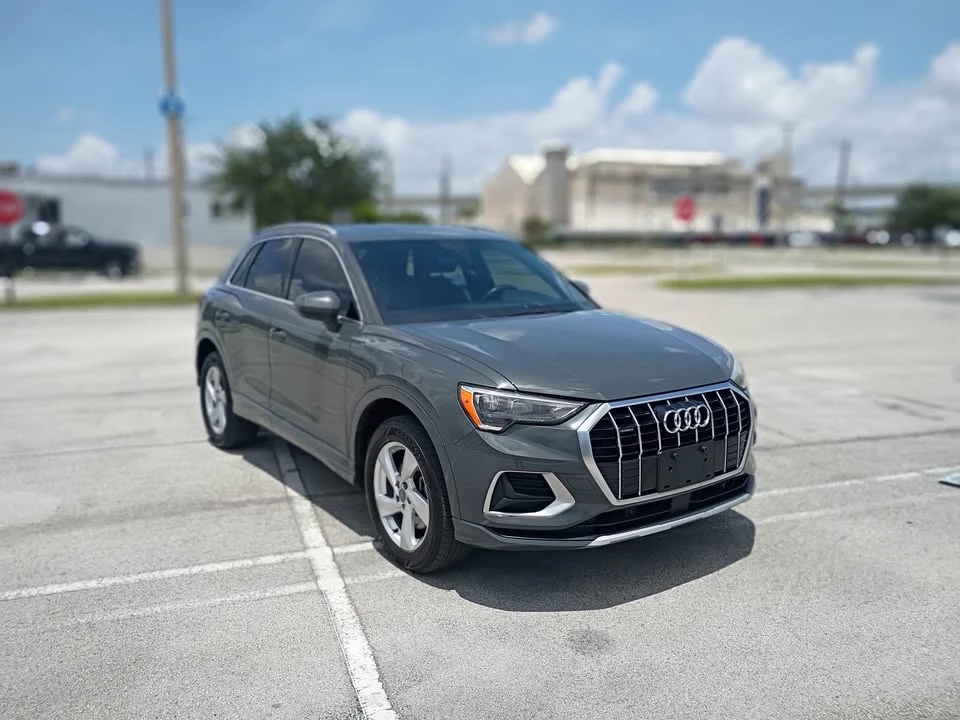 2020 Audi F3 Q3 - Image 3 of 19