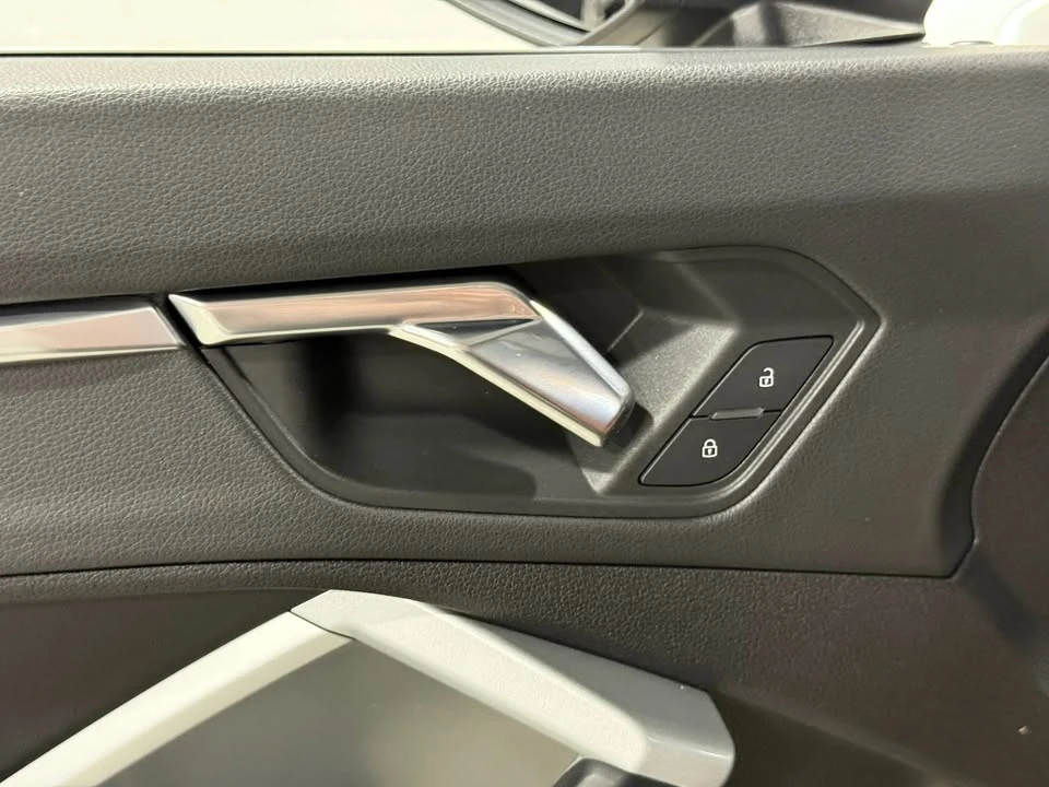 2020 Audi F3 Q3 - Image 13 of 18