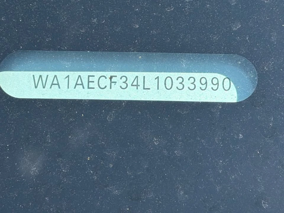 2020 Audi F3 Q3 - Image 2 of 2