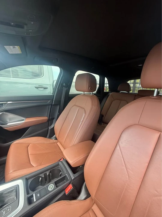 2020 Audi F3 Q3 - Image 4 of 9