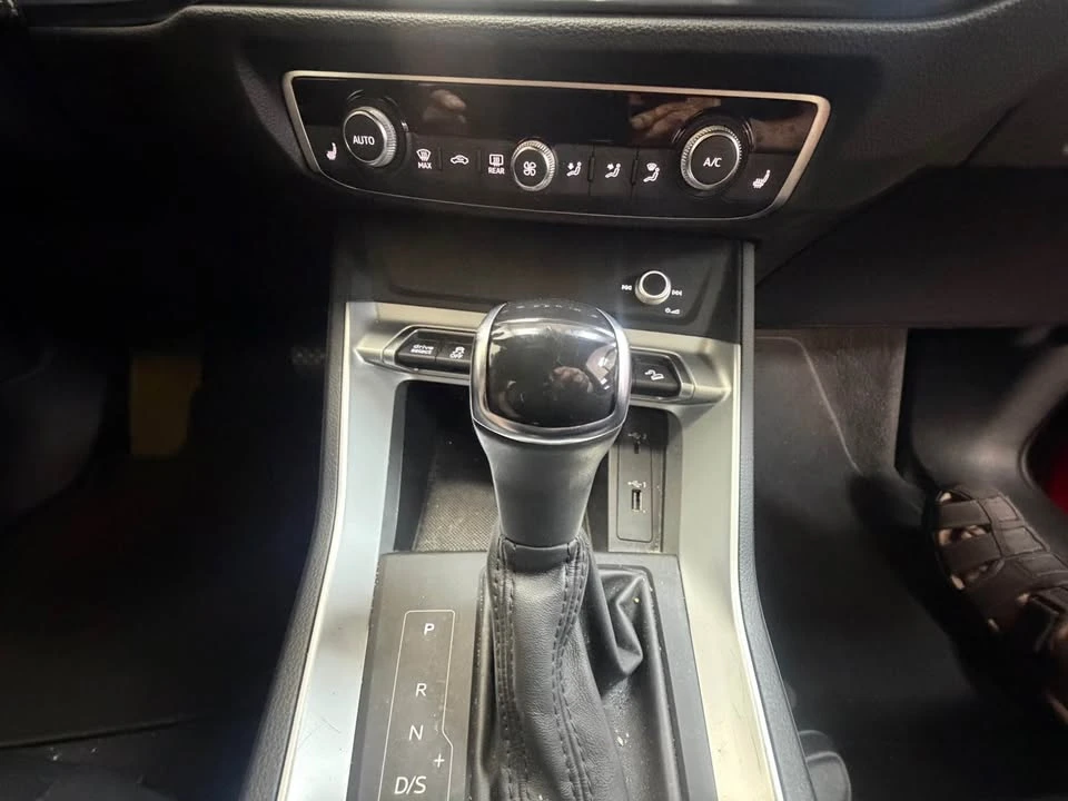 2020 Audi F3 Q3 - Image 12 of 15