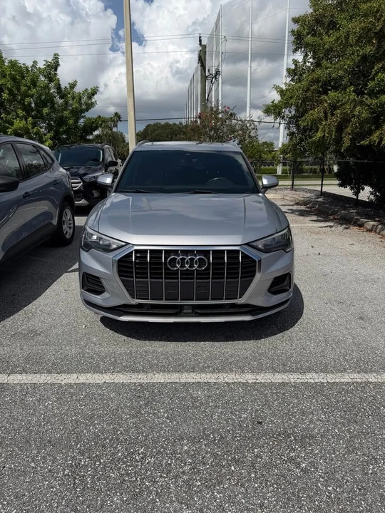 2020 Audi F3 Q3 - Image 2 of 9