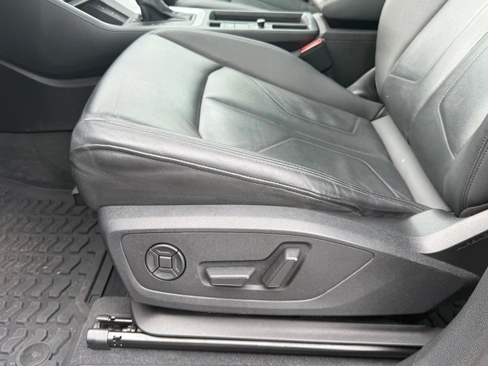 2020 Audi F3 Q3 - Image 10 of 12