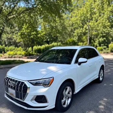 2020 Audi Q3 Premium Sport Utility 4D