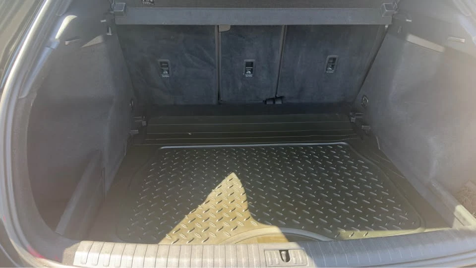 2020 Audi F3 Q3 - Image 8 of 9