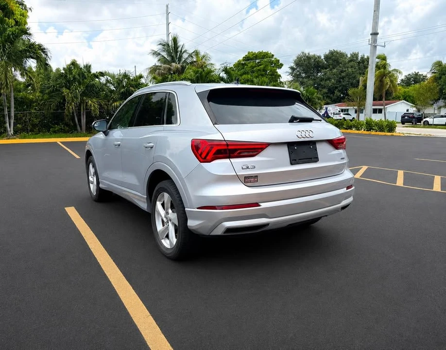 2020 Audi F3 Q3 - Image 3 of 10