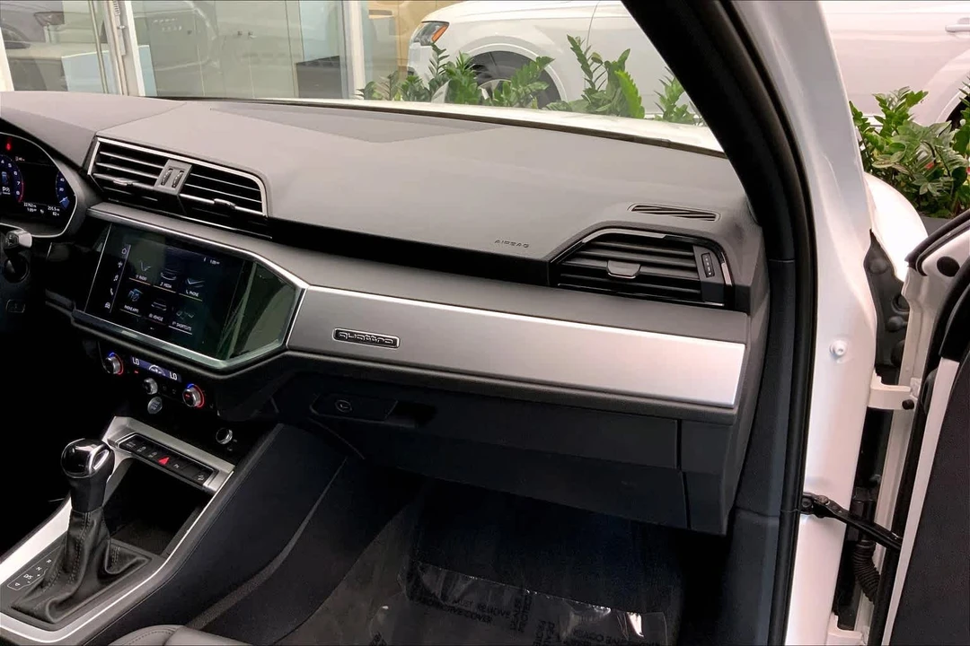 2020 Audi F3 Q3 - Image 18 of 21