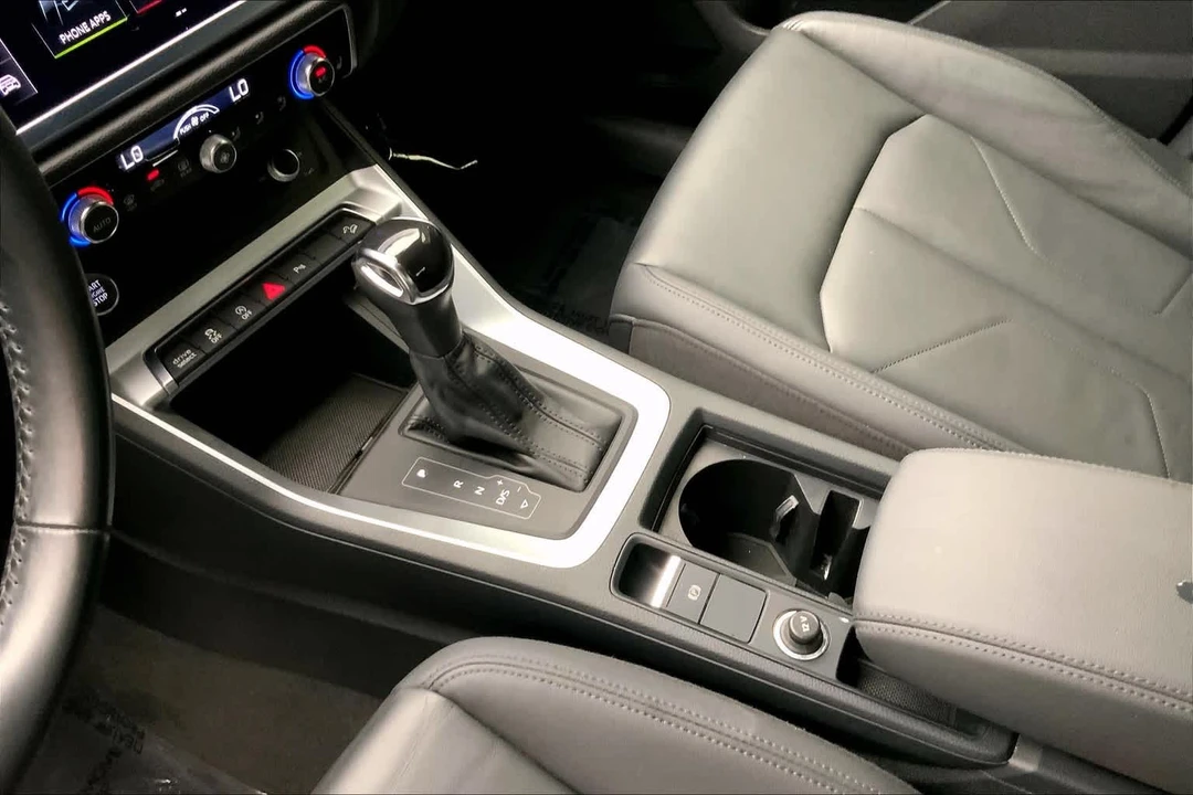 2020 Audi F3 Q3 - Image 16 of 21