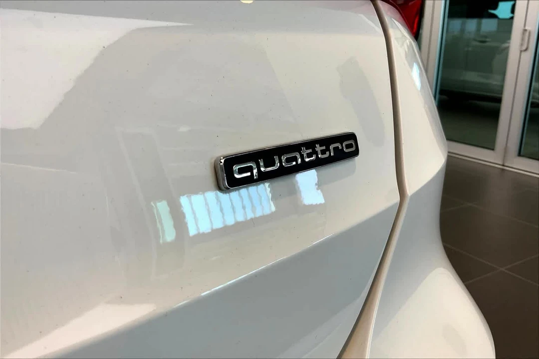 2020 Audi F3 Q3 - Image 9 of 21