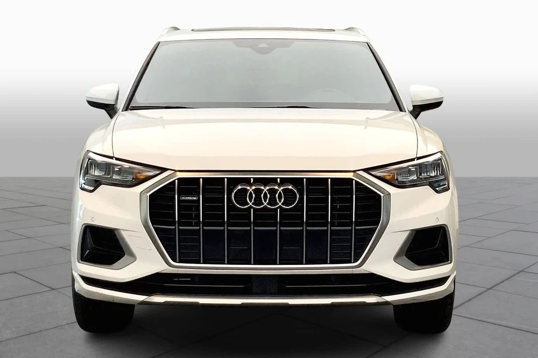 2020 Audi F3 Q3 - Image 3 of 21