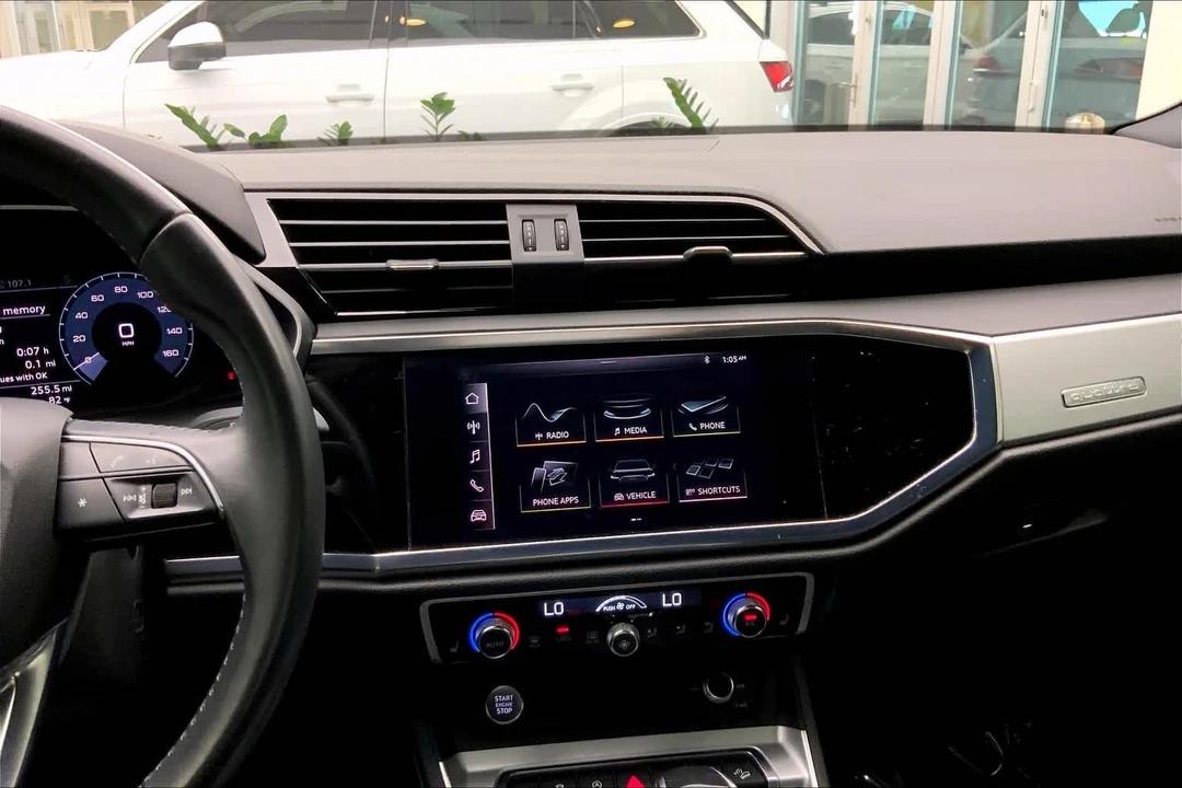2020 Audi F3 Q3 - Image 6 of 21