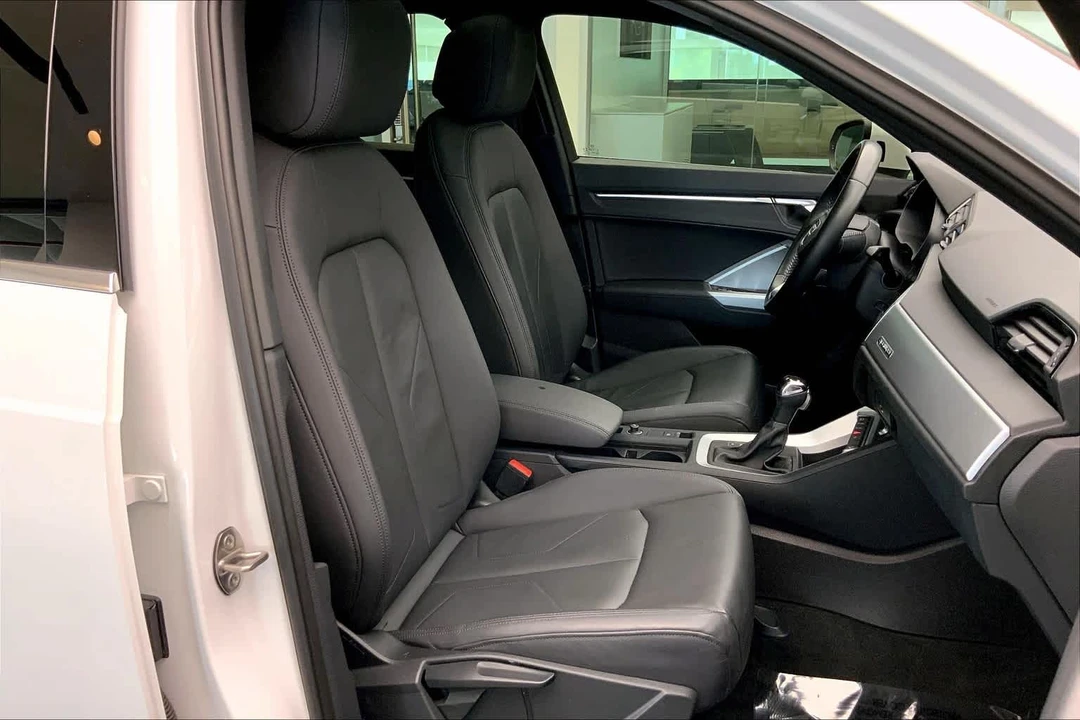2020 Audi F3 Q3 - Image 8 of 21