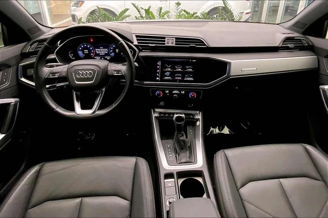 2020 Audi F3 Q3 - Image 15 of 21