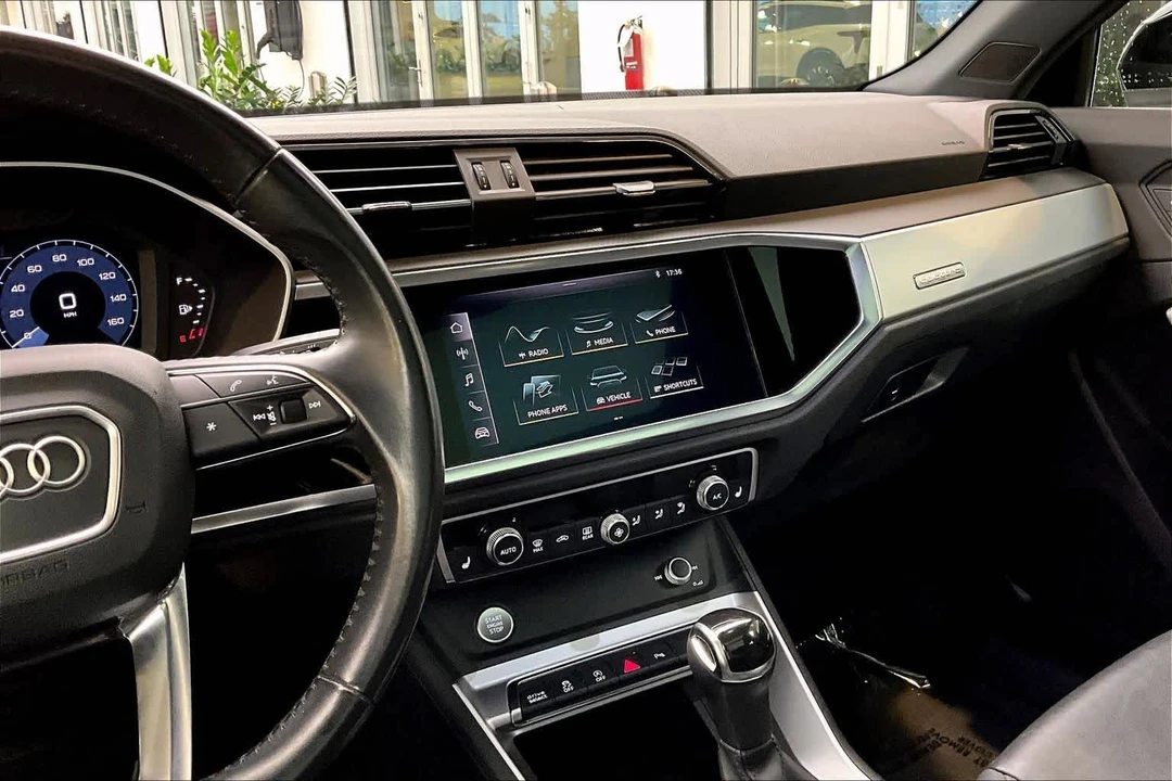 2020 Audi F3 Q3 - Image 7 of 12