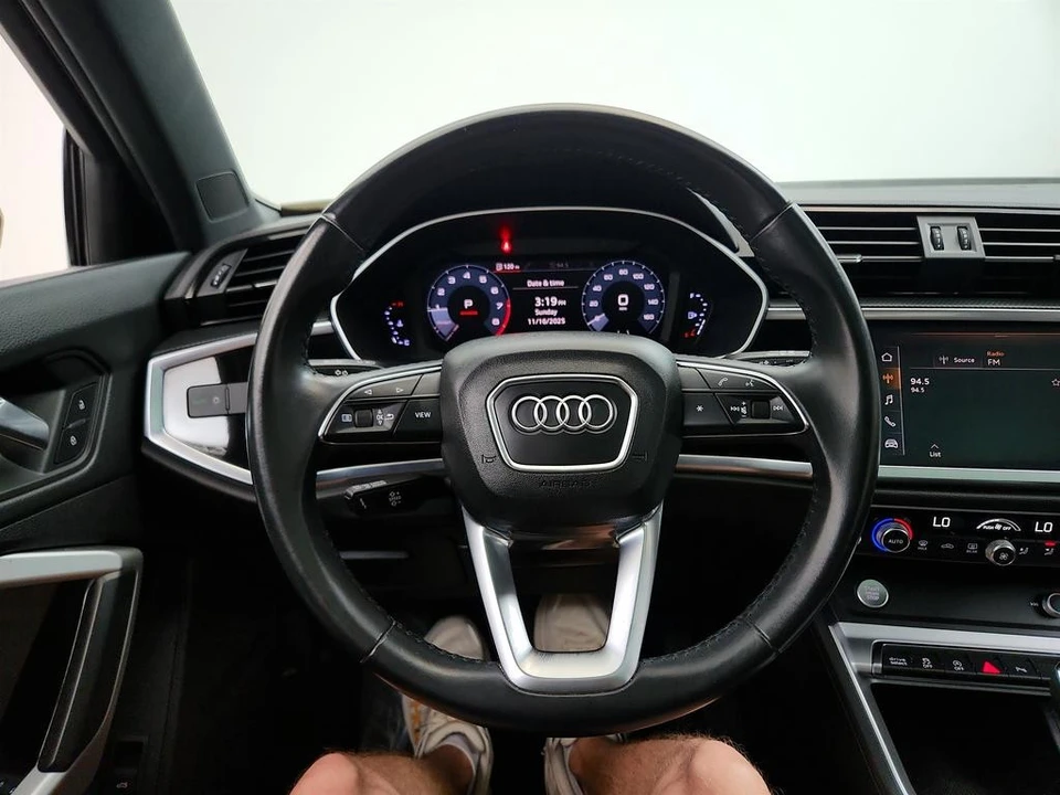 2020 Audi F3 Q3 - Image 17 of 21