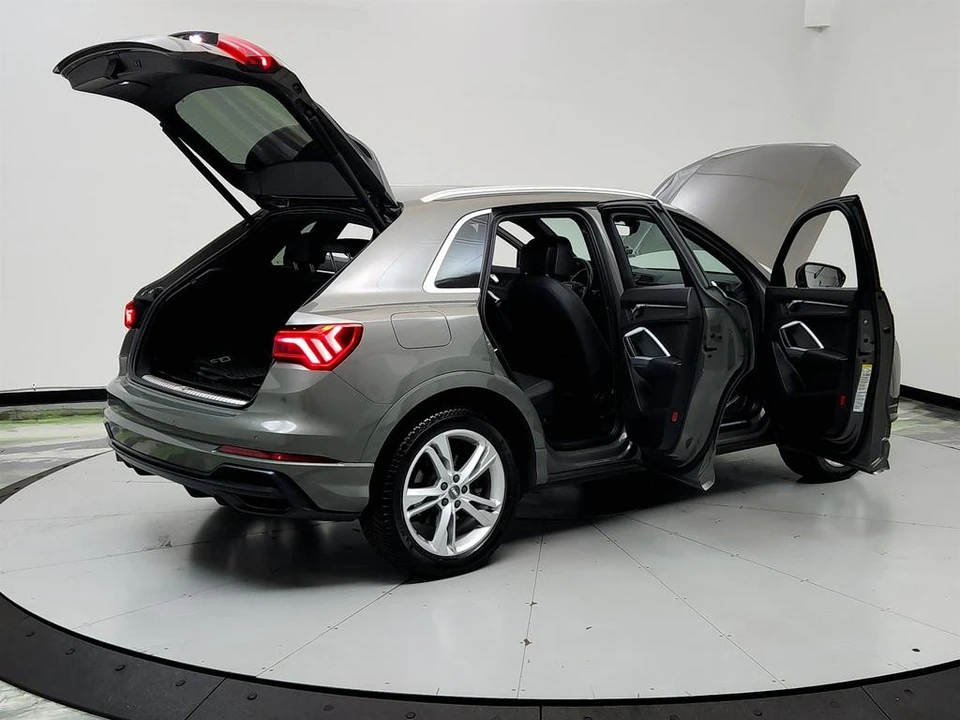 2020 Audi F3 Q3 - Image 11 of 21