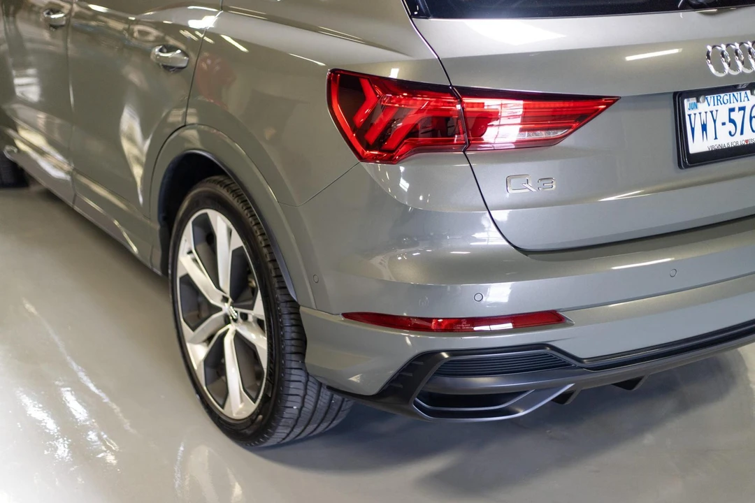 2020 Audi F3 Q3 - Image 24 of 31