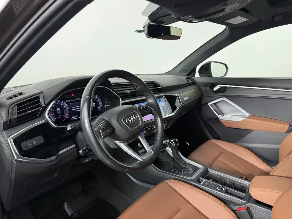 2020 Audi F3 Q3 - Image 3 of 6