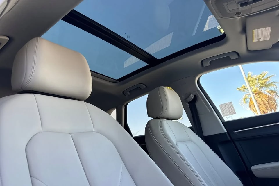 2020 Audi F3 Q3 - Image 11 of 13