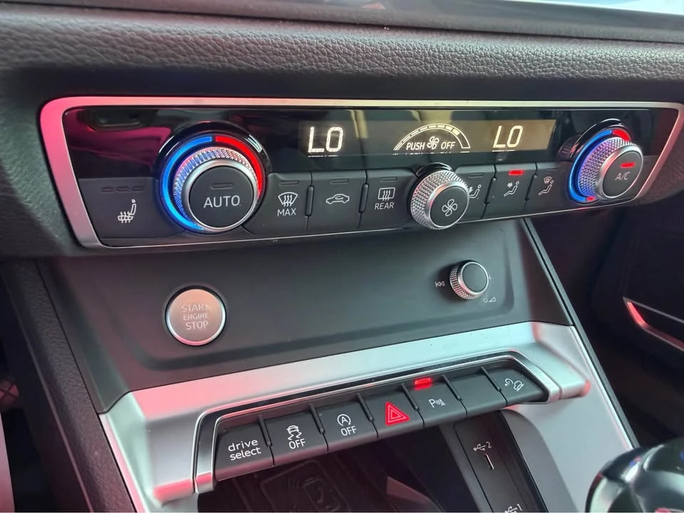 2020 Audi F3 Q3 - Image 11 of 16