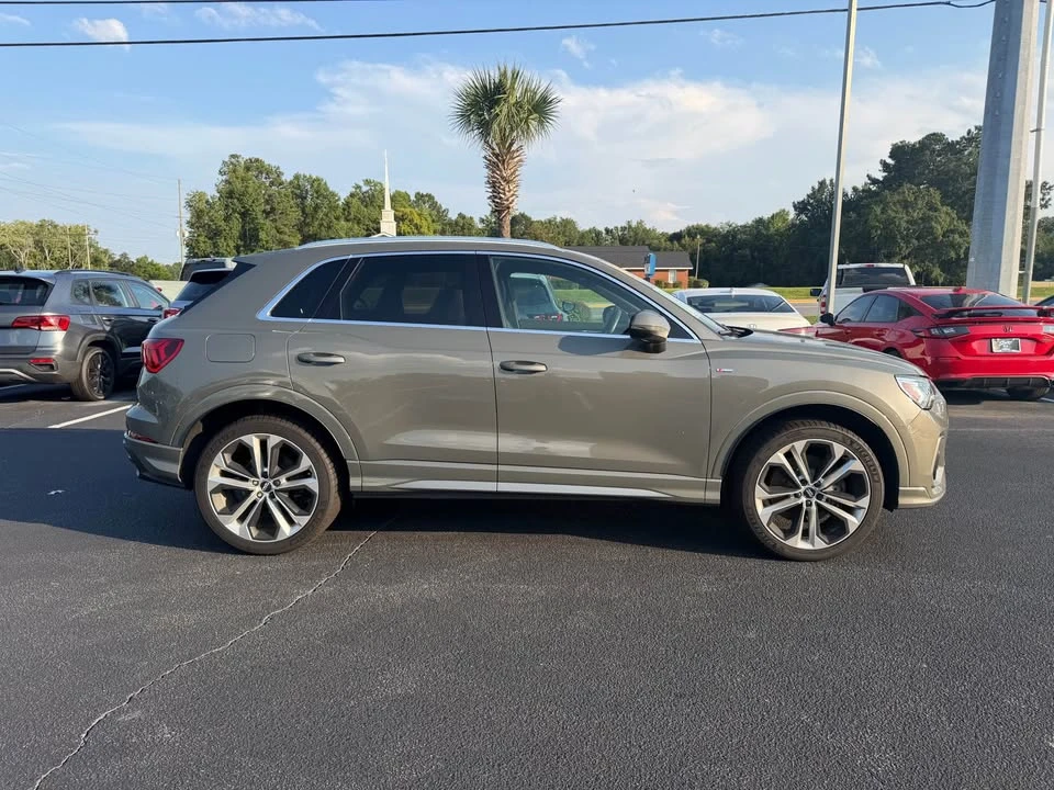 2020 Audi F3 Q3 - Image 3 of 16