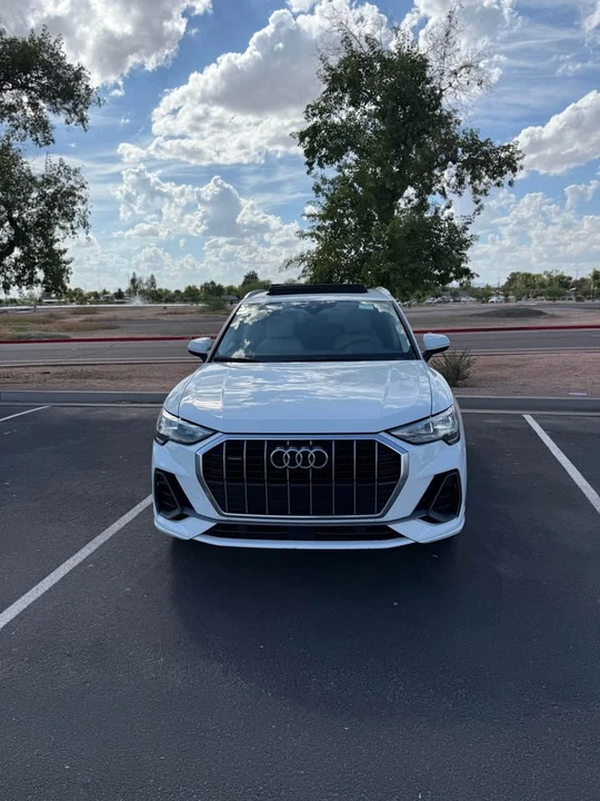2020 Audi F3 Q3 - Image 2 of 11