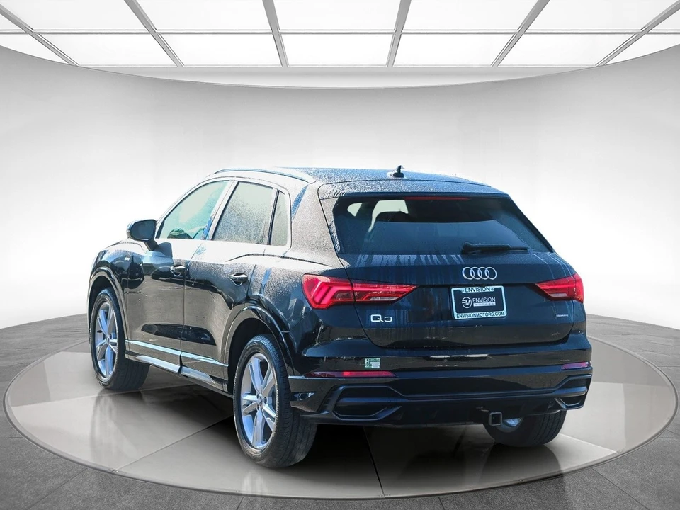 2020 Audi F3 Q3 - Image 2 of 12
