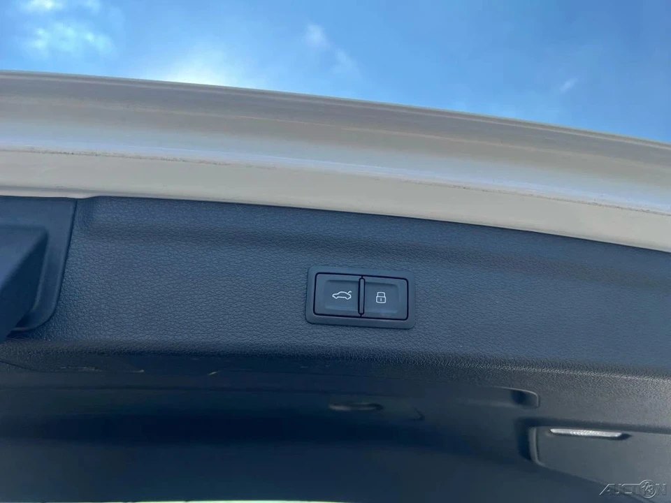 2020 Audi F3 Q3 - Image 15 of 21