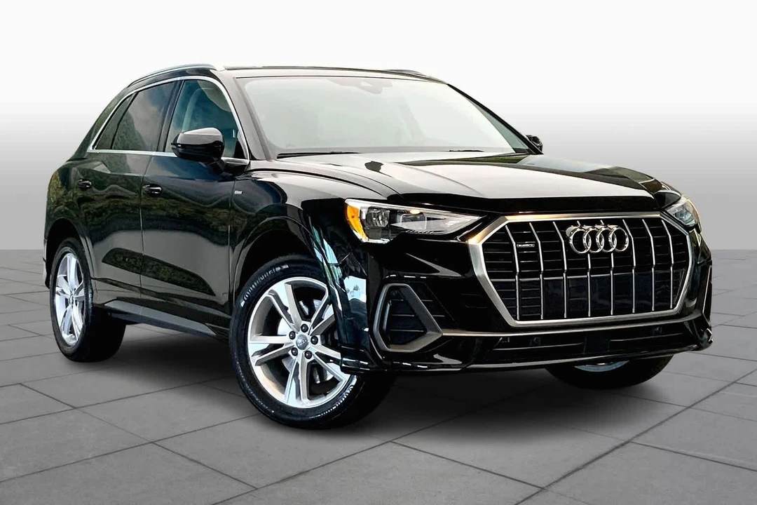 2020 Audi F3 Q3 - Image 3 of 12