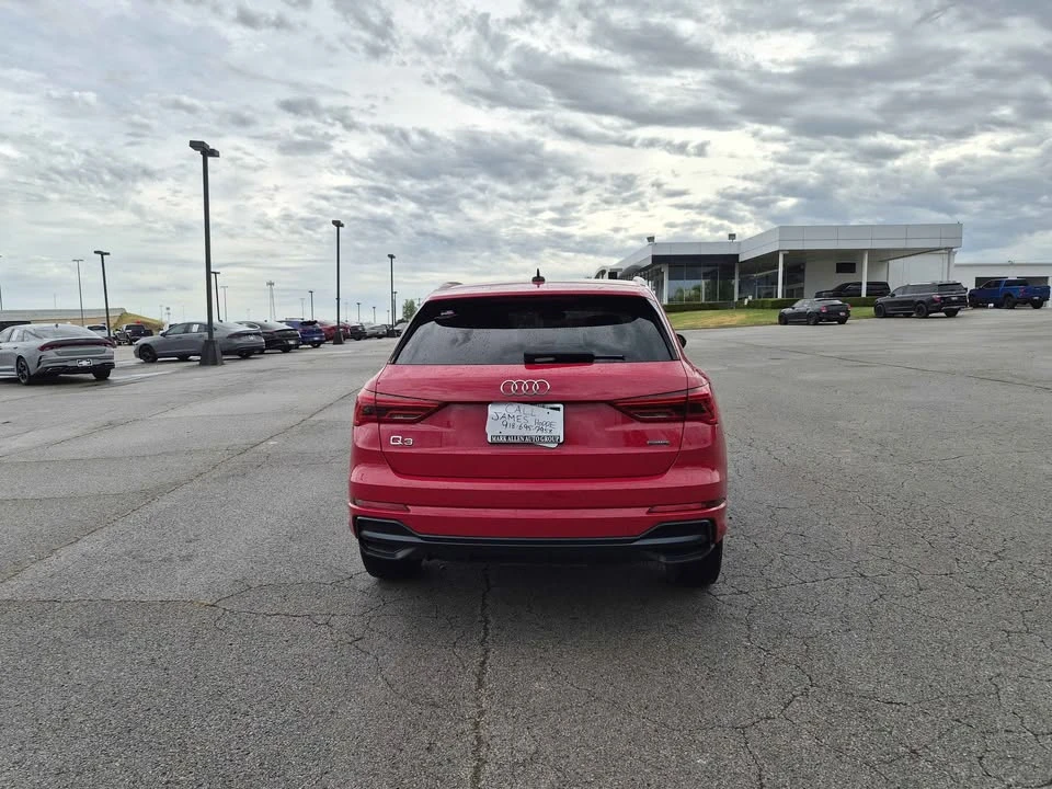 2020 Audi F3 Q3 - Image 4 of 18