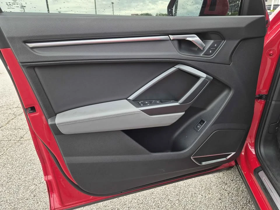 2020 Audi F3 Q3 - Image 9 of 18