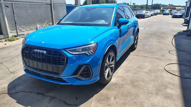 2020 Audi Q3 S line Prestige Sport Utility 4D