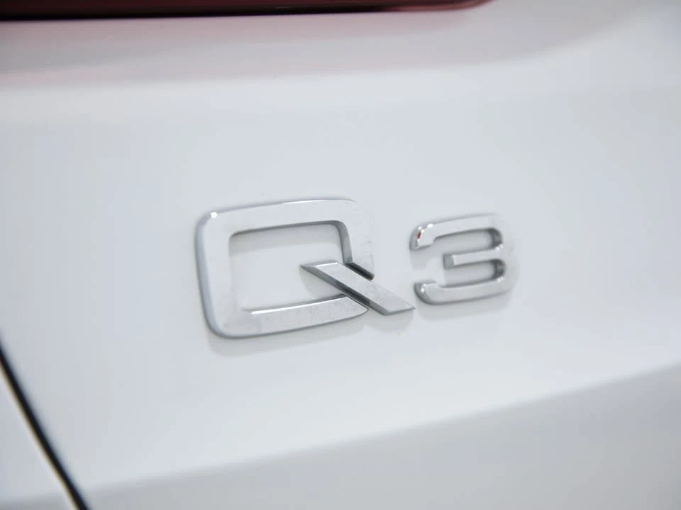 2020 Audi F3 Q3 - Image 11 of 20