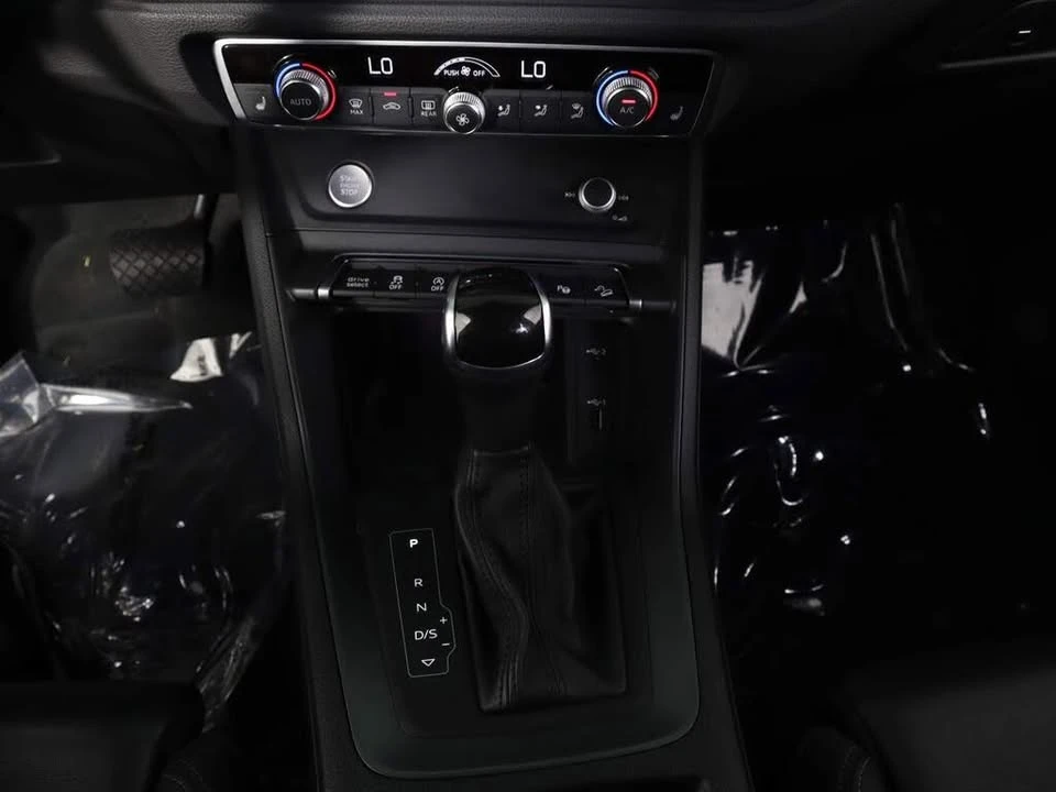 2020 Audi F3 Q3 - Image 10 of 19